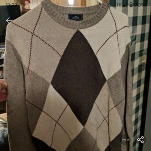 Size m sweater